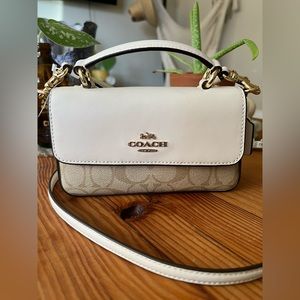 Coach small crossbody bag